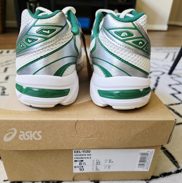 ASICS GEL 1130- White and Green. NWT. Never Worn. AUTHENTIC. - Picture 6 of 7